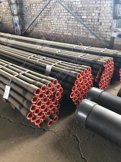 Доставка Стальных труб с защитными колпачками