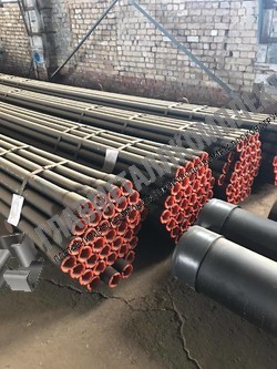 Доставка Стальных труб с защитными колпачками